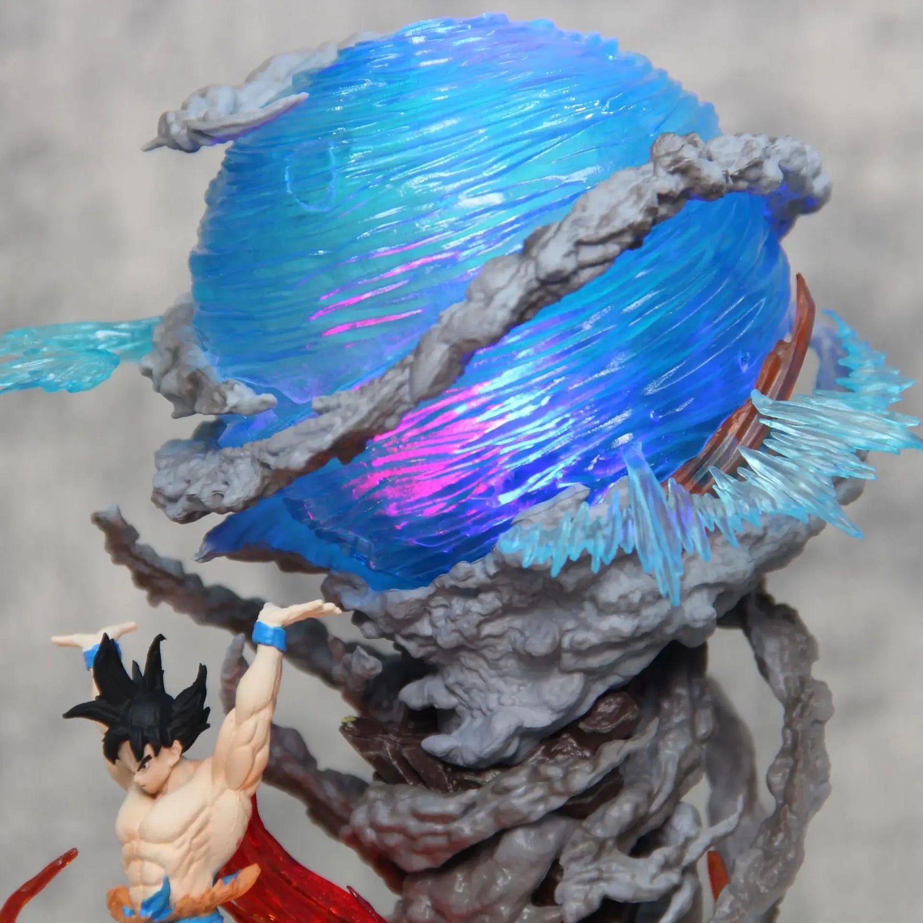 Goku Figure Luminária da Super Genki Dama 23cm