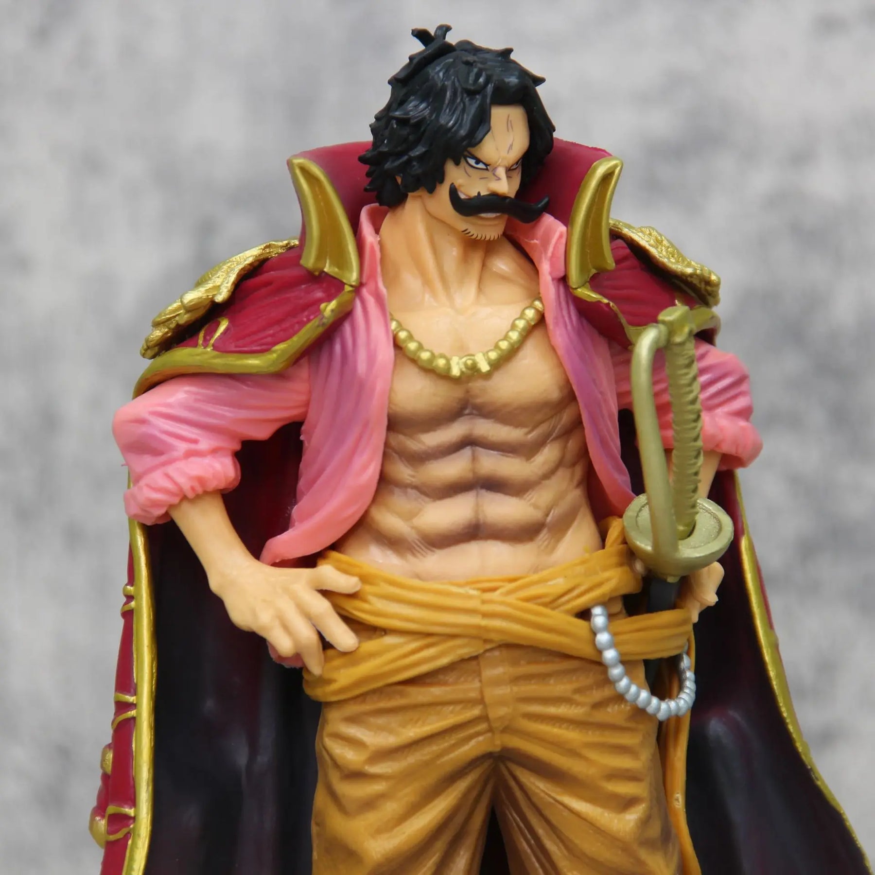 Figure do Gold Roger PVC 22CM