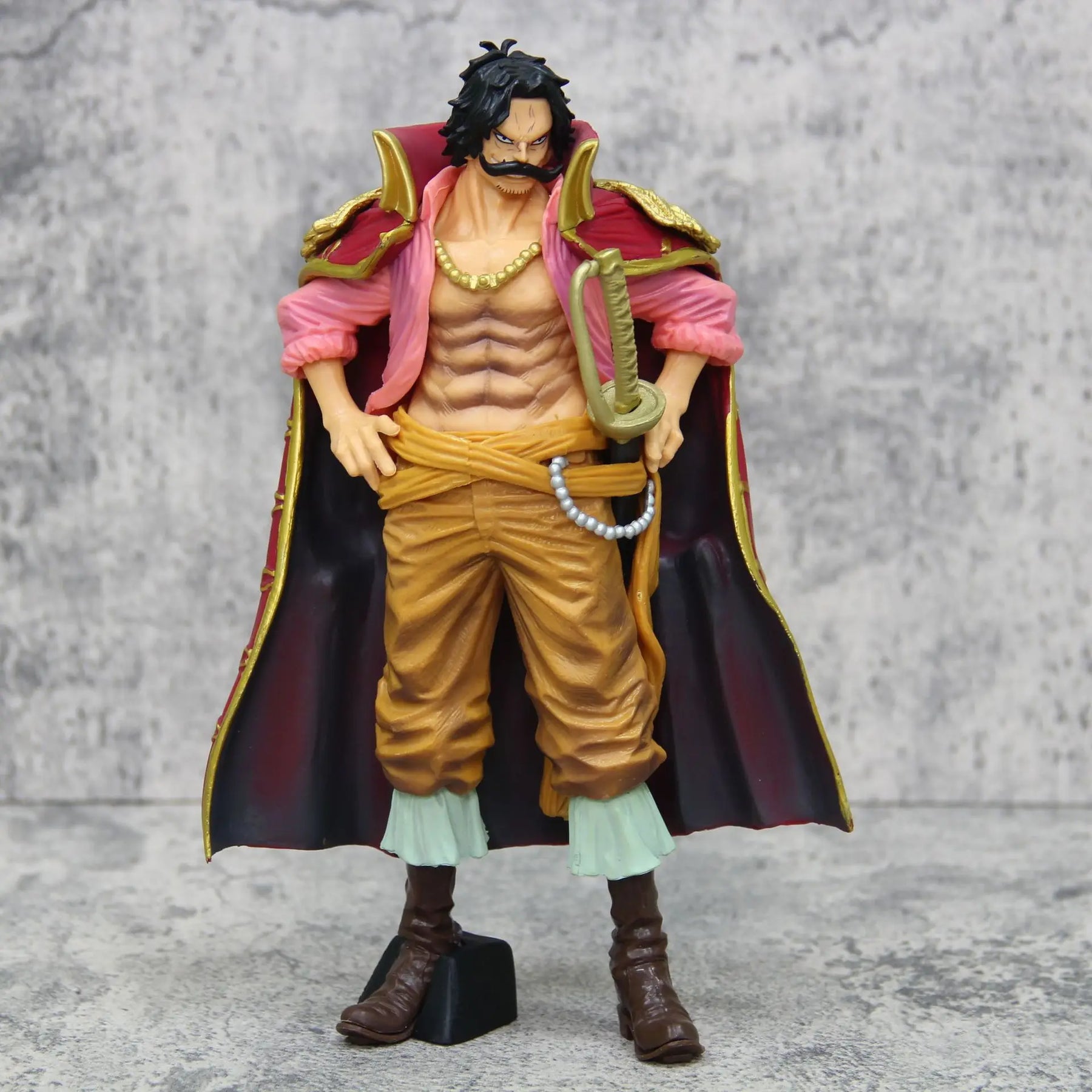 Figure do Gold Roger PVC 22CM