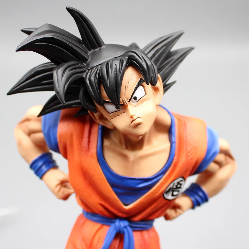 Dragon Ball 23cm Son Goku e Freeza "Olho no Olho"Figurine