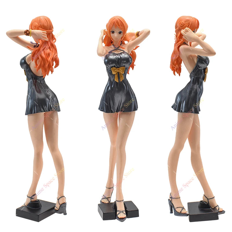 Pegue 2 Leve 3:Usopp 11 cm. Nami 24 cm. e Nico Robin 25 cm.