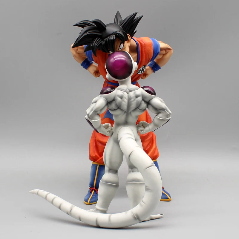 Dragon Ball 23cm Son Goku e Freeza "Olho no Olho"Figurine